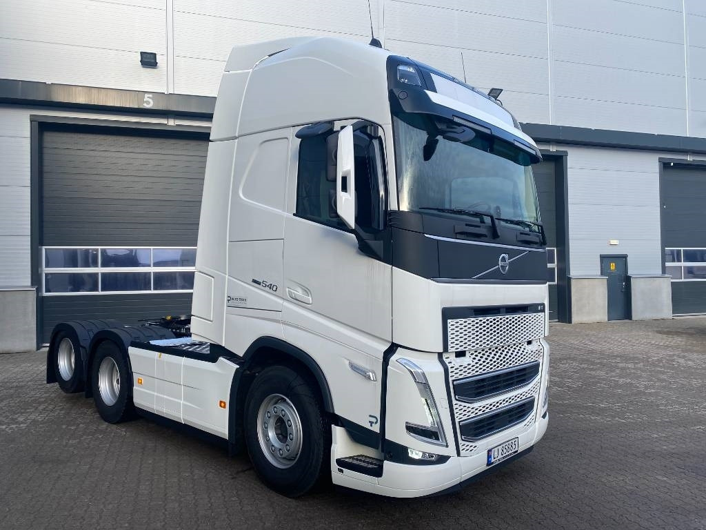 Volvo FH 540 - Tractor unit: picture 2 Volvo FH 540 - Tractor unit: picture 2