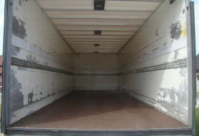 Leasing of MAN TGL 12-220 8.10M KLIMA WINDA 2000KG MAN TGL 12-220 8.10M KLIMA WINDA 2000KG: picture 11 Leasing of MAN TGL 12-220 8.10M KLIMA WINDA 2000KG MAN TGL 12-220 8.10M KLIMA WINDA 2000KG: picture 11