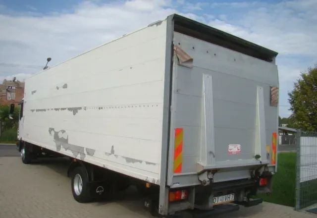 Leasing of MAN TGL 12-220 8.10M KLIMA WINDA 2000KG MAN TGL 12-220 8.10M KLIMA WINDA 2000KG: picture 8 Leasing of MAN TGL 12-220 8.10M KLIMA WINDA 2000KG MAN TGL 12-220 8.10M KLIMA WINDA 2000KG: picture 8