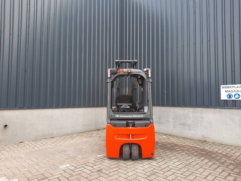 Linde E20L-02 - Electric forklift: picture 2 Linde E20L-02 - Electric forklift: picture 2
