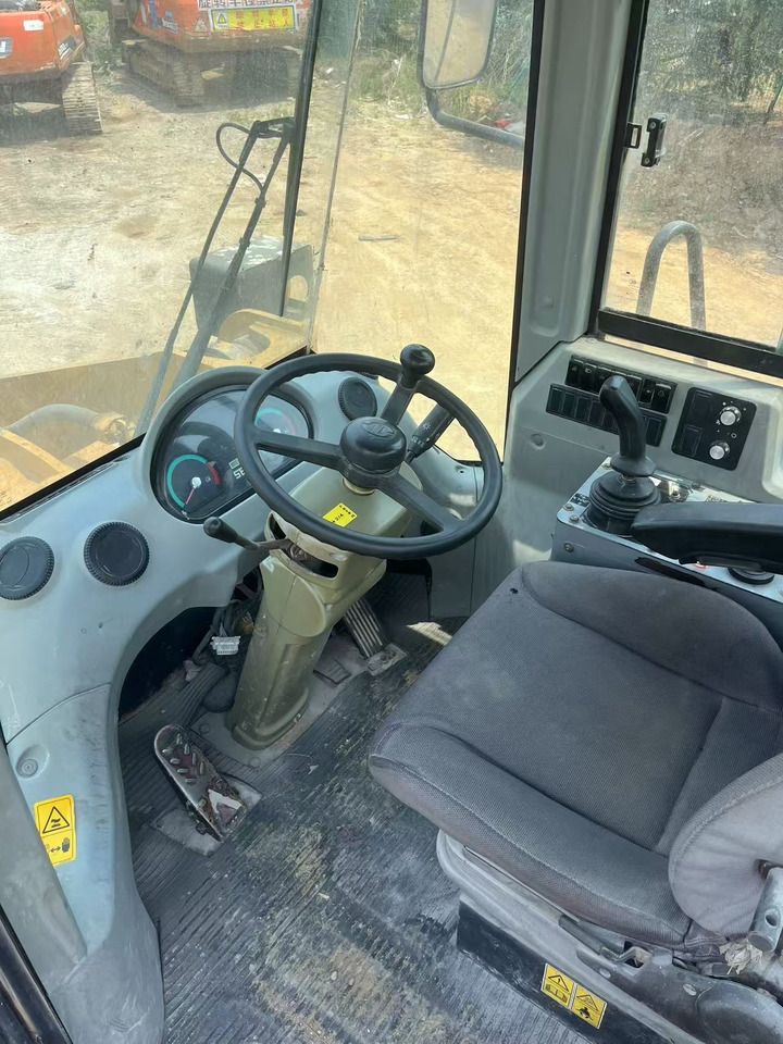 SEM 656D - Wheel loader: picture 4 SEM 656D - Wheel loader: picture 4