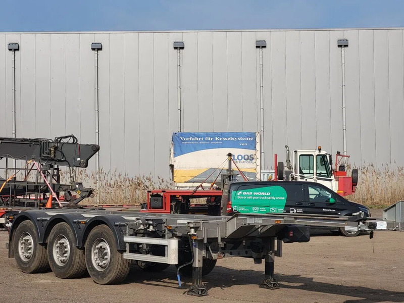 Lecitrailer SR3EC - Container transporter/ Swap body semi-trailer: picture 3 Lecitrailer SR3EC - Container transporter/ Swap body semi-trailer: picture 3