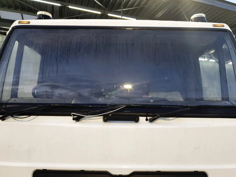 Road sweeper MAN LE 15.250 Eurovoirie Sweeper Manual Steelsuspension Euro 3 2007: picture 18