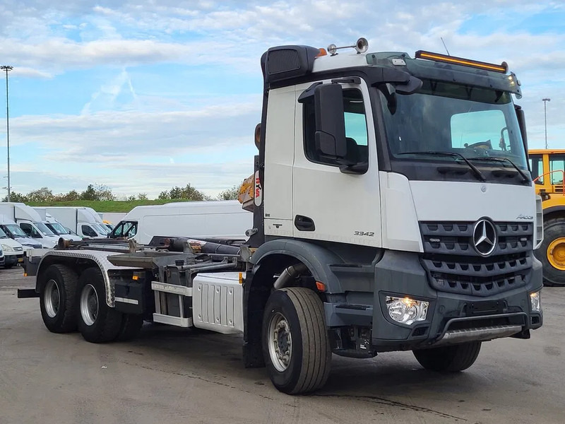 Mercedes-Benz Arocs 3342 Arocs - Cable system truck: picture 3 Mercedes-Benz Arocs 3342 Arocs - Cable system truck: picture 3