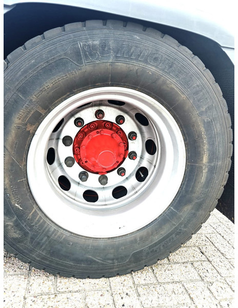 Scania R R410 - Tractor unit: picture 5 Scania R R410 - Tractor unit: picture 5