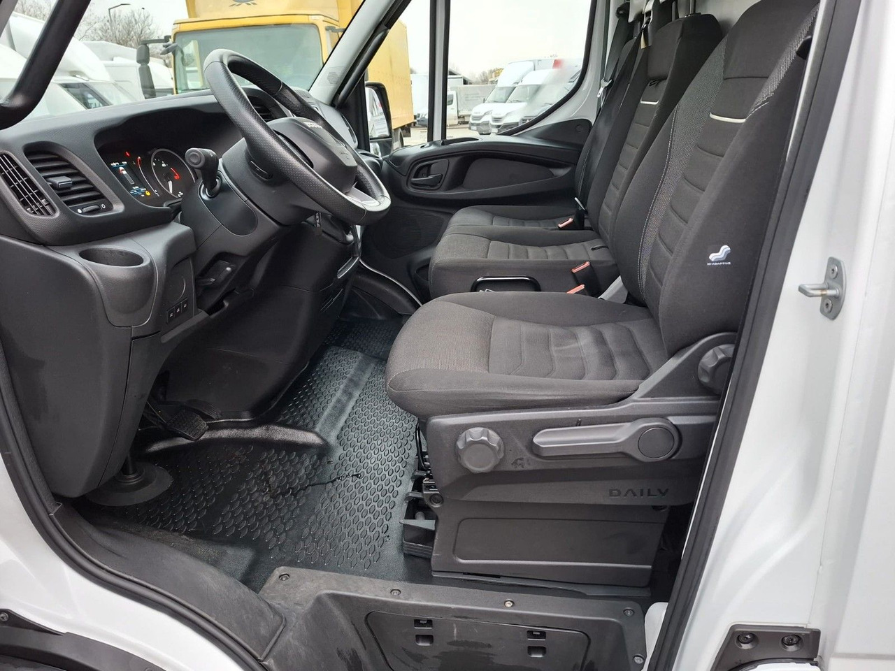 Box van Iveco 35-160P/A8, Klima, HiMatik, LED, Luft,: picture 12