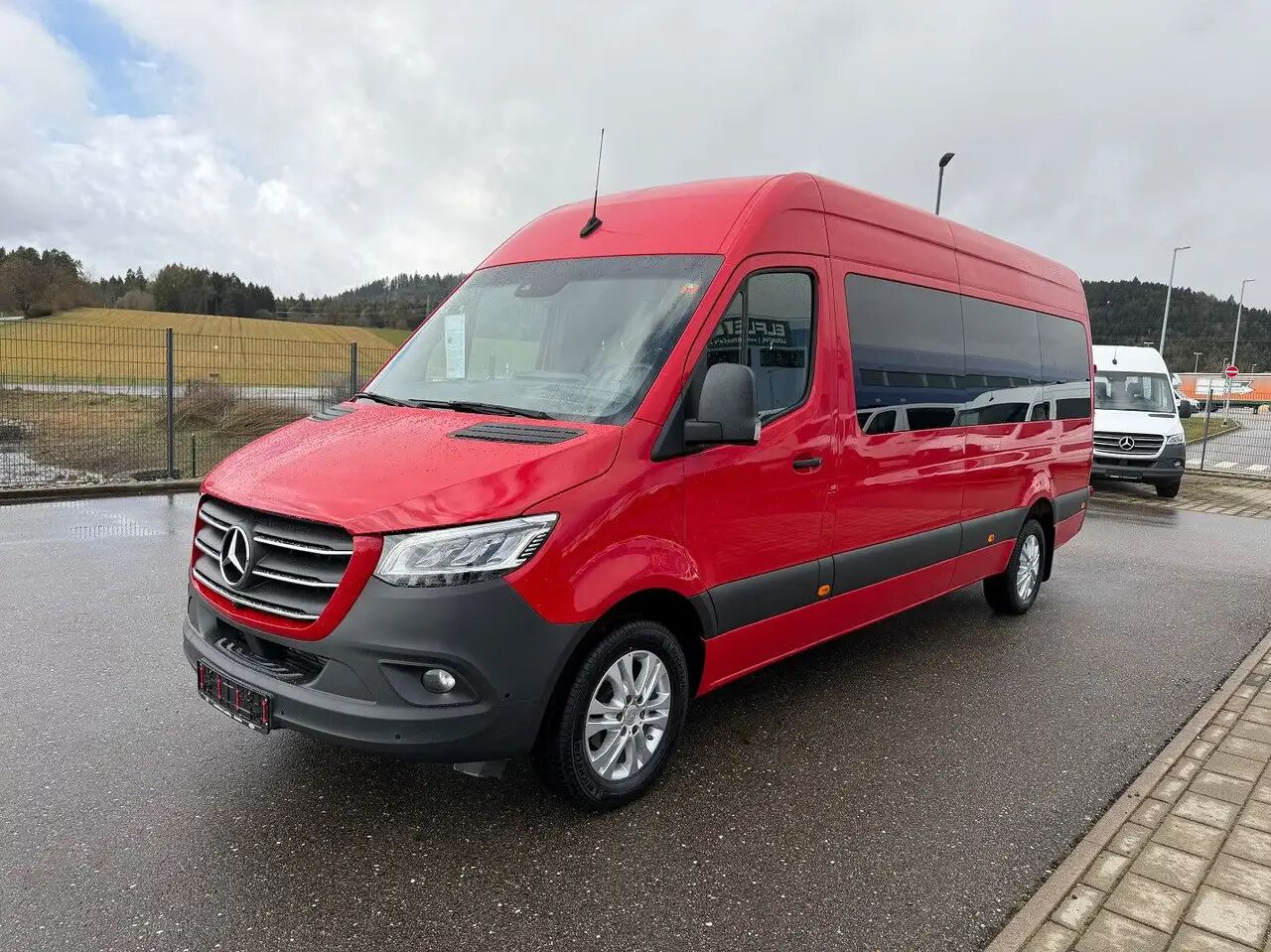 Mercedes-Benz Sprinter 316 CDI Maxi Tourer LED Klima 8-Sitzer - Station wagon: picture 1 Mercedes-Benz Sprinter 316 CDI Maxi Tourer LED Klima 8-Sitzer - Station wagon: picture 1