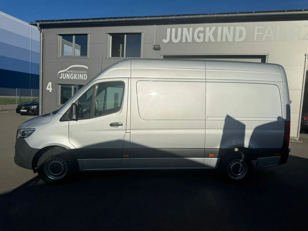 Mercedes-Benz Sprinter 317 CDI Lang Hoch Klima MBUX Silber LED - Panel van: picture 1 Mercedes-Benz Sprinter 317 CDI Lang Hoch Klima MBUX Silber LED - Panel van: picture 1