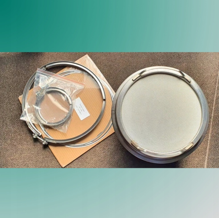 Nowy DPF Volvo FH Euro 6 + Zestaw Uszczelek - Exhaust system for Truck: picture 1 Nowy DPF Volvo FH Euro 6 + Zestaw Uszczelek - Exhaust system for Truck: picture 1