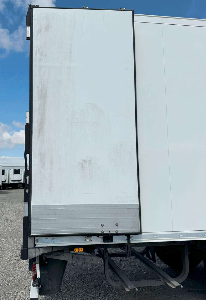 Refrigerator semi-trailer Schmitz CARRIER VECTOR 1550: picture 7