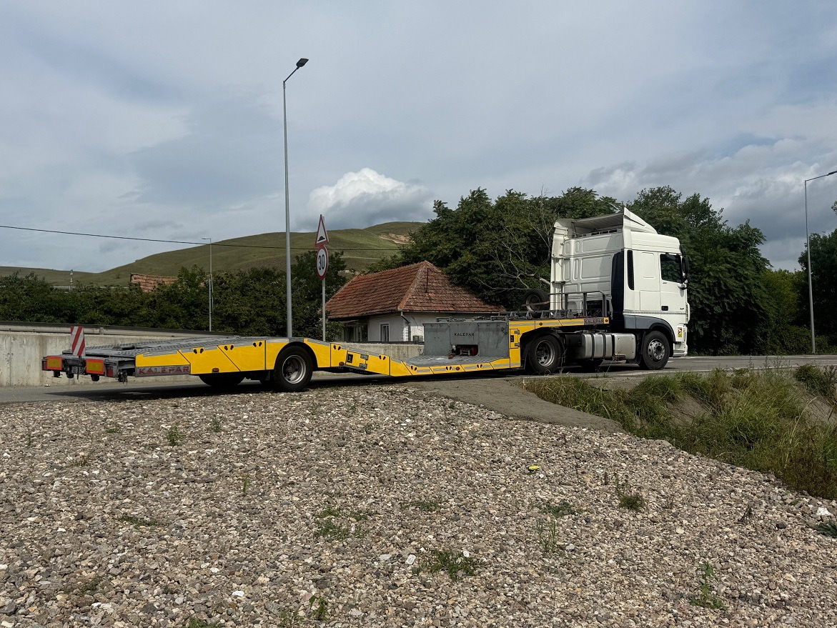 KALEPAR KLP1 - Low loader semi-trailer: picture 4 KALEPAR KLP1 - Low loader semi-trailer: picture 4