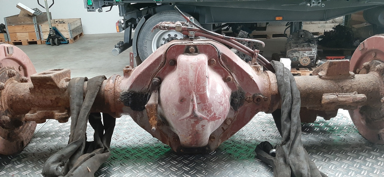 Rear axle for Truck Gebrauchte DB 8.17, Hinterachse, Artikel - Nr. : 81.99999 - 9999: picture 9 Rear axle for Truck Gebrauchte DB 8.17, Hinterachse, Artikel - Nr. : 81.99999 - 9999: picture 9