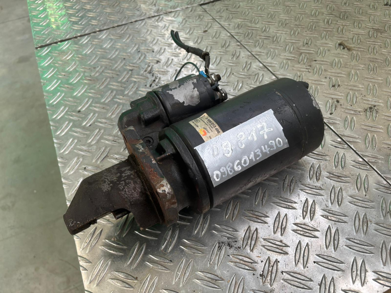 Neuwertiger Anlasser, DB 817 Motor Typ OM 366 LA, Bosch, Artikel - Nr. : 0986013490 - Starter for Truck: picture 4 Neuwertiger Anlasser, DB 817 Motor Typ OM 366 LA, Bosch, Artikel - Nr. : 0986013490 - Starter for Truck: picture 4
