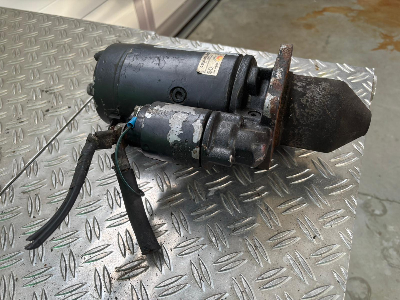 Neuwertiger Anlasser, DB 817 Motor Typ OM 366 LA, Bosch, Artikel - Nr. : 0986013490 - Starter for Truck: picture 5 Neuwertiger Anlasser, DB 817 Motor Typ OM 366 LA, Bosch, Artikel - Nr. : 0986013490 - Starter for Truck: picture 5