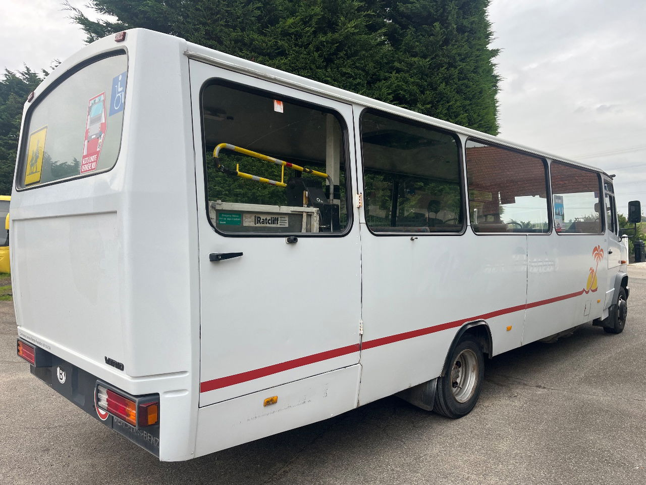 Mercedes-Benz Vario 814 Retarder - Suburban bus: picture 2 Mercedes-Benz Vario 814 Retarder - Suburban bus: picture 2