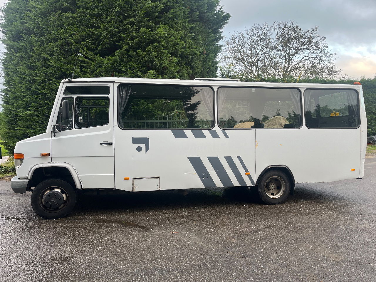 Mercedes-Benz Vario 815 - Suburban bus: picture 2 Mercedes-Benz Vario 815 - Suburban bus: picture 2