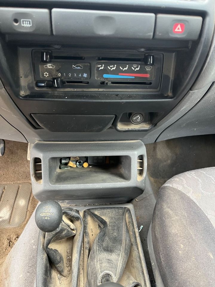 Car Nissan: picture 8 Car Nissan: picture 8