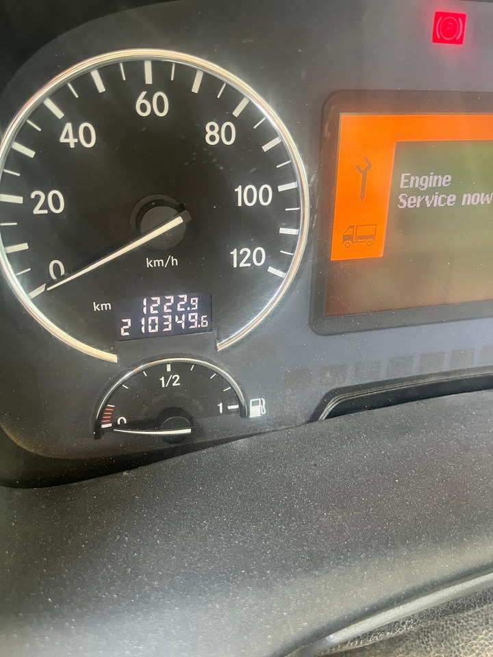 MERCEDES-BENZ Actros 3341 - Cab chassis truck: picture 2 MERCEDES-BENZ Actros 3341 - Cab chassis truck: picture 2