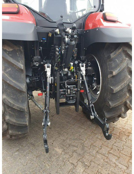 Case IH Maxxum 115 - Farm tractor: picture 3 Case IH Maxxum 115 - Farm tractor: picture 3