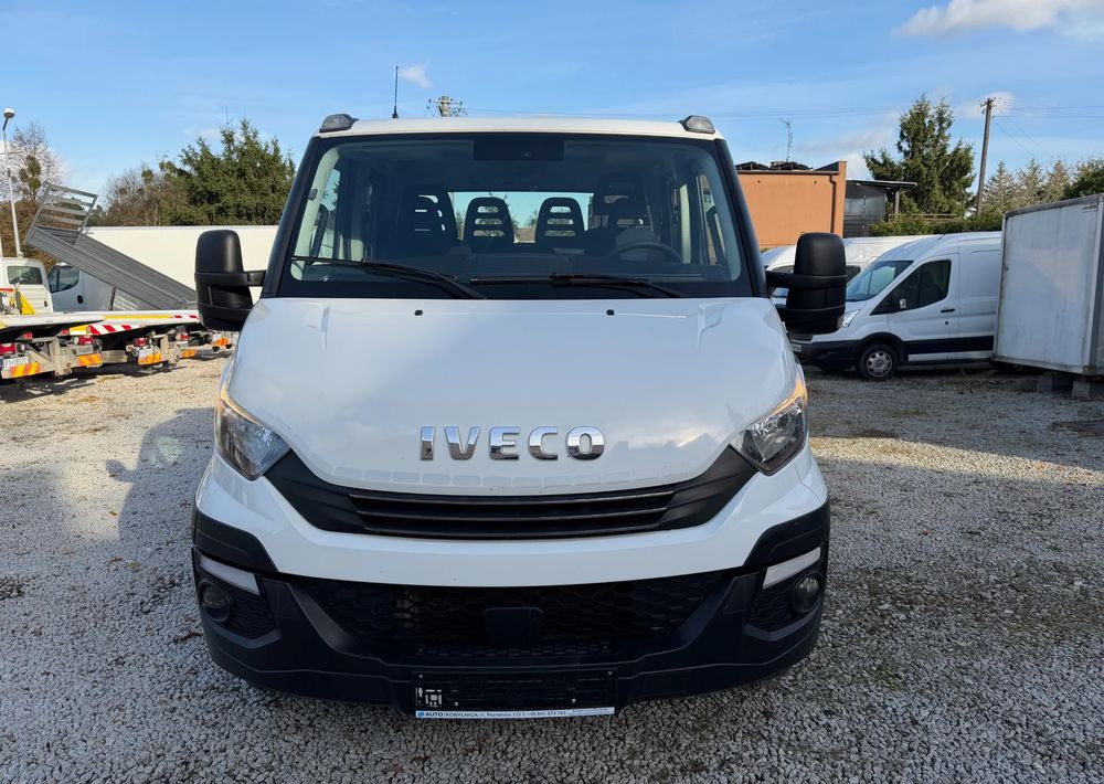 Iveco Daily 70C18 Pomoc drogowa Laweta 2019r Hi-Matic - Tow truck: picture 2 Iveco Daily 70C18 Pomoc drogowa Laweta 2019r Hi-Matic - Tow truck: picture 2