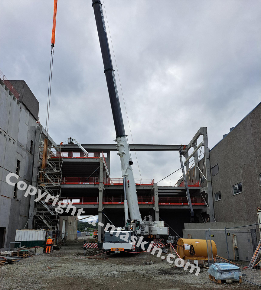 Liebherr LTM 1250-5.1 - All terrain crane: picture 2 Liebherr LTM 1250-5.1 - All terrain crane: picture 2