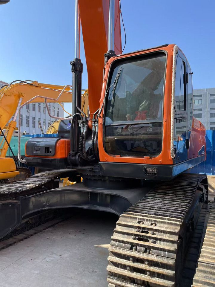 DOOSAN DX340LC-9C - Crawler excavator: picture 3 DOOSAN DX340LC-9C - Crawler excavator: picture 3