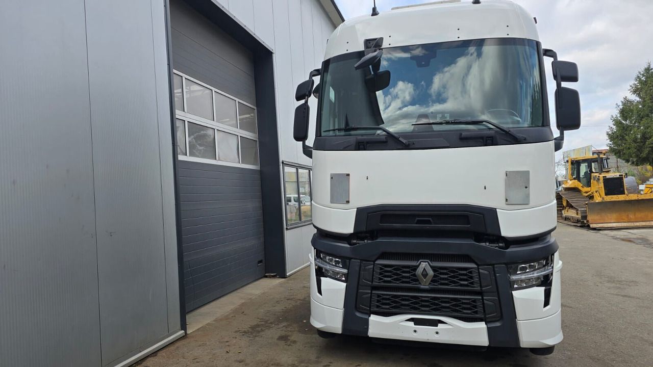 Tractor unit Renault T 480: picture 7 Tractor unit Renault T 480: picture 7