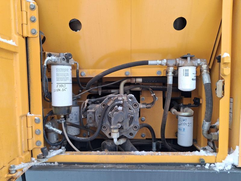 Crawler excavator Volvo EC220E: picture 15 Crawler excavator Volvo EC220E: picture 15
