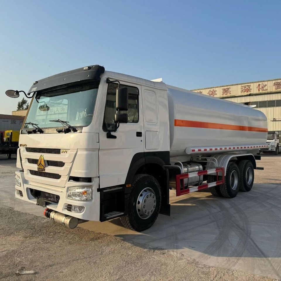 Howo 371 - Tank truck: picture 2 Howo 371 - Tank truck: picture 2