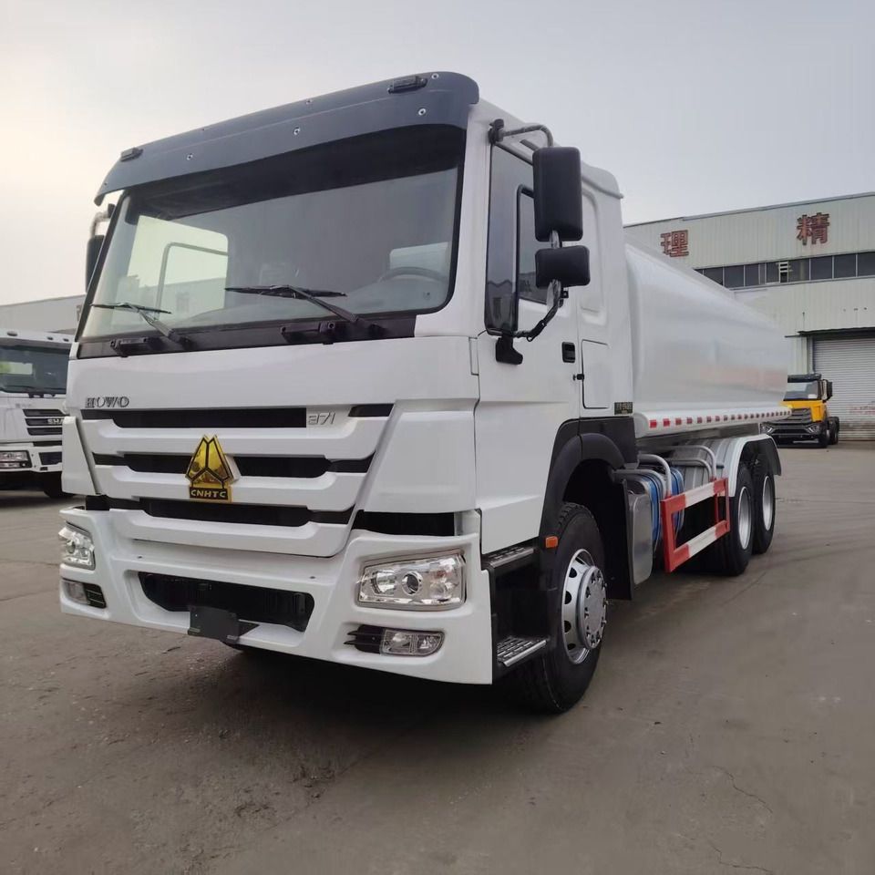 Howo 371 - Tank truck: picture 3 Howo 371 - Tank truck: picture 3