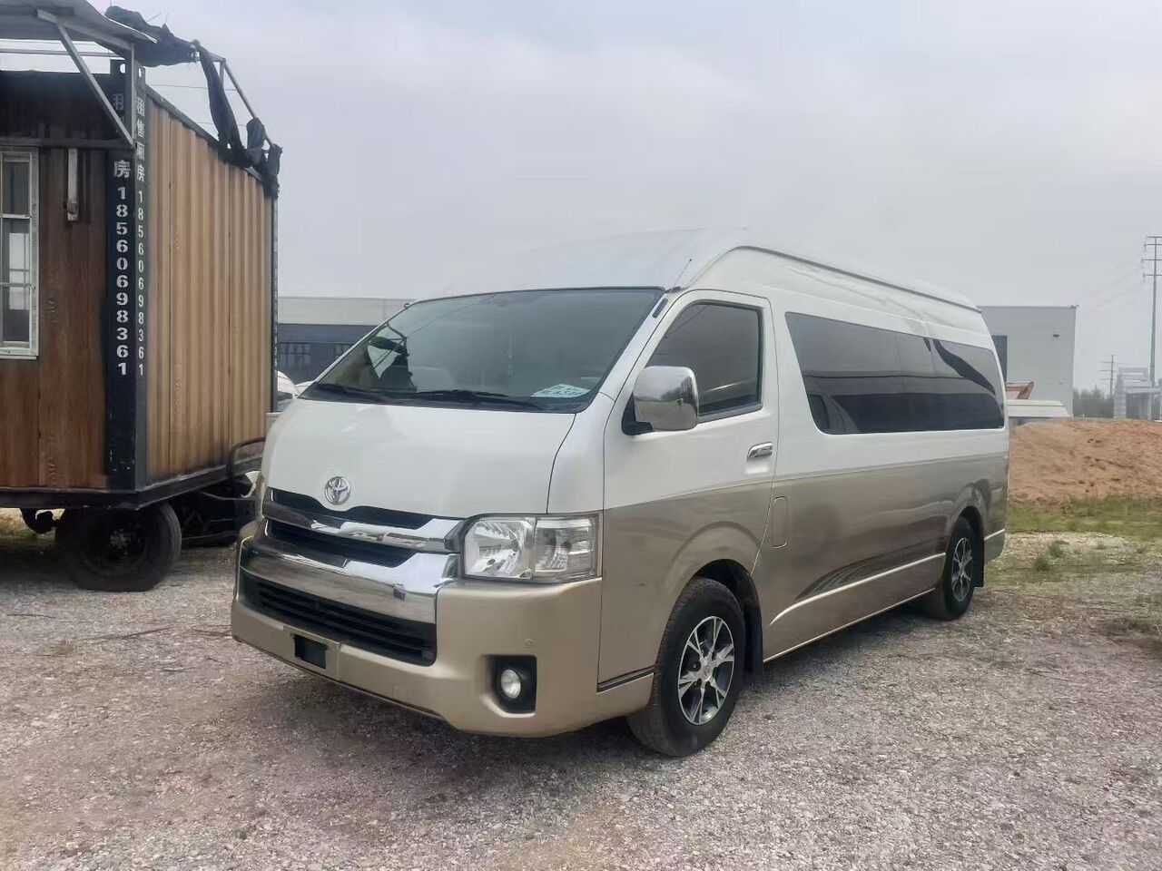 TOYOTA HIACE - Passenger van: picture 1 TOYOTA HIACE - Passenger van: picture 1