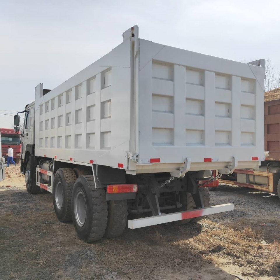 Howo 371 6x4 - Tipper: picture 3 Howo 371 6x4 - Tipper: picture 3
