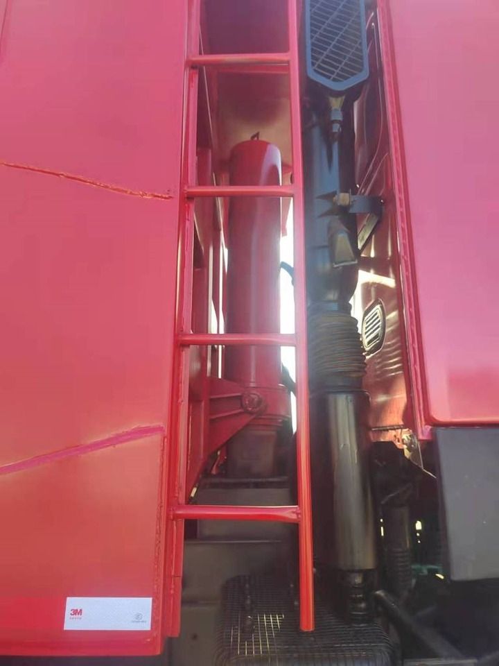 Howo 371 8x4 - Tipper: picture 2 Howo 371 8x4 - Tipper: picture 2
