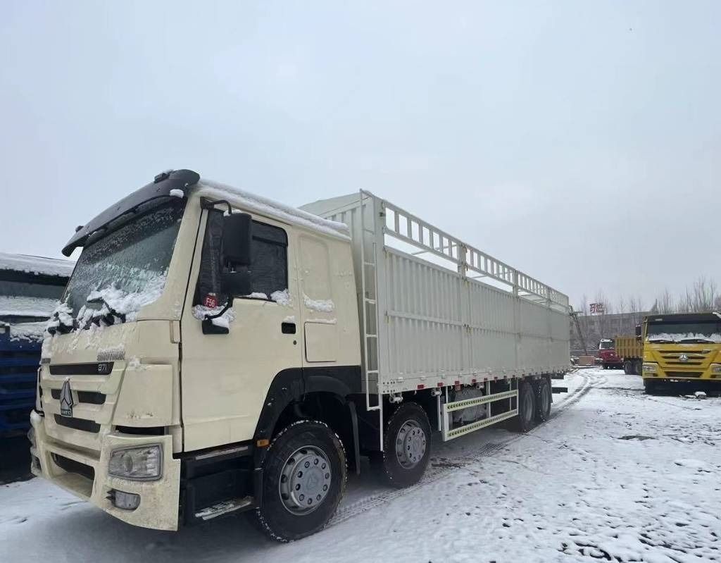 Howo 371 8x4 - Tipper: picture 4 Howo 371 8x4 - Tipper: picture 4