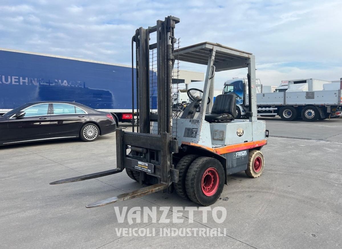 MULETTO OM DI-30C - Forklift: picture 3 MULETTO OM DI-30C - Forklift: picture 3