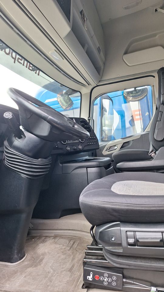 FORD F-MAX - Tractor unit: picture 3 FORD F-MAX - Tractor unit: picture 3