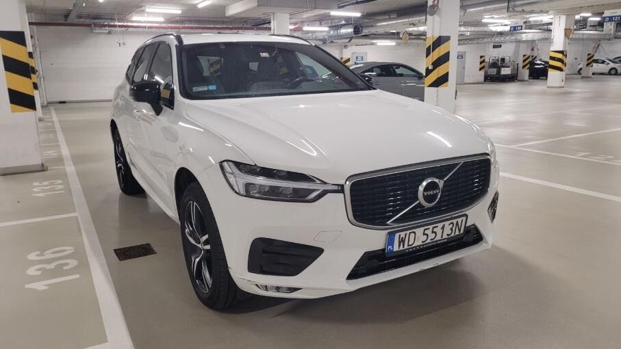 Volvo XC 60 XC60 B5 B AWD R-Design aut Kombi - Station wagon: picture 3 Volvo XC 60 XC60 B5 B AWD R-Design aut Kombi - Station wagon: picture 3