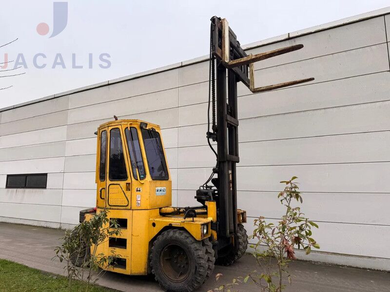 Swinglift SL140SS - Diesel forklift: picture 1 Swinglift SL140SS - Diesel forklift: picture 1