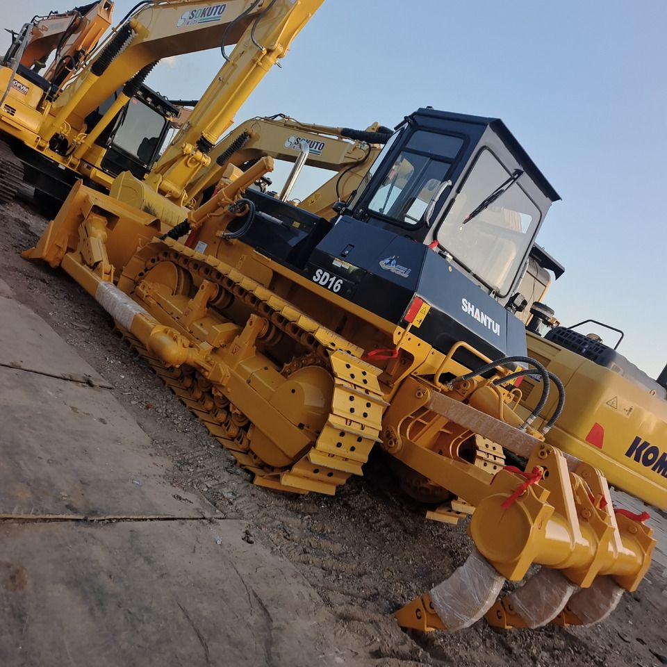 SHANTUI SD16 1000UNITS IN STOCK - Bulldozer: picture 1 SHANTUI SD16 1000UNITS IN STOCK - Bulldozer: picture 1