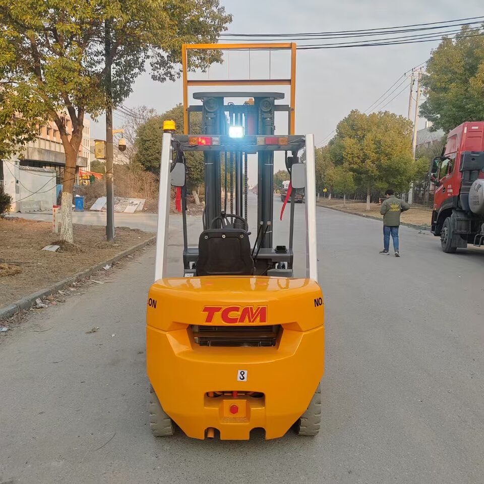 TCM FD30 CHINA BIGGEST SUPPLIER 3000 UNITS IN STOCK - Diesel forklift: picture 1 TCM FD30 CHINA BIGGEST SUPPLIER 3000 UNITS IN STOCK - Diesel forklift: picture 1
