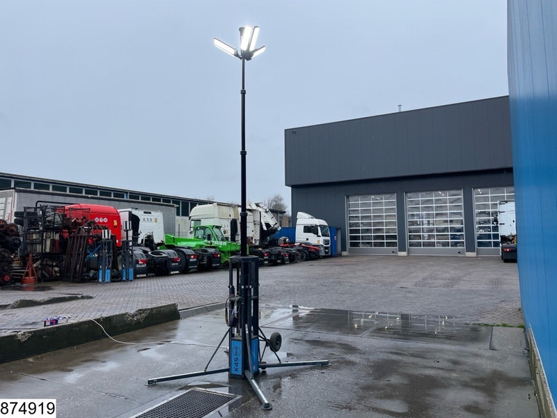 ELC K45 LED, height 4,5M - Construction machinery: picture 2 ELC K45 LED, height 4,5M - Construction machinery: picture 2
