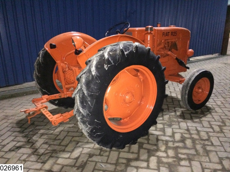 Fiat R25 2WD - Farm tractor: picture 4 Fiat R25 2WD - Farm tractor: picture 4