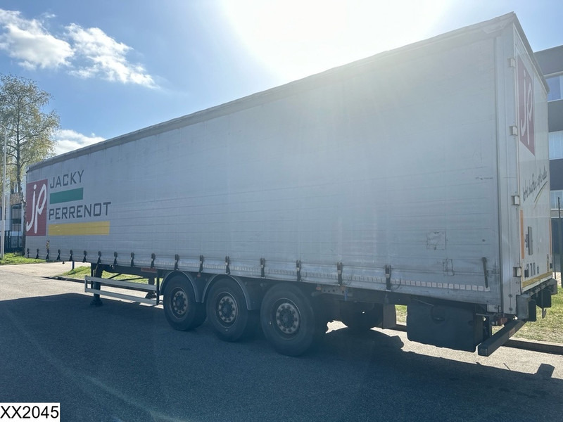 Fruehauf Tautliner - Curtainsider semi-trailer: picture 3 Fruehauf Tautliner - Curtainsider semi-trailer: picture 3