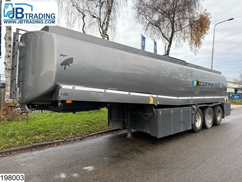 Hage und Knapp 40.000 Liter, 6 Comp, ADR - Tank semi-trailer: picture 1 Hage und Knapp 40.000 Liter, 6 Comp, ADR - Tank semi-trailer: picture 1