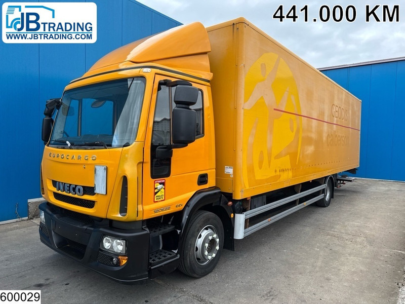 Iveco 120E22 EURO 5, Dhollandia - Box truck: picture 1 Iveco 120E22 EURO 5, Dhollandia - Box truck: picture 1