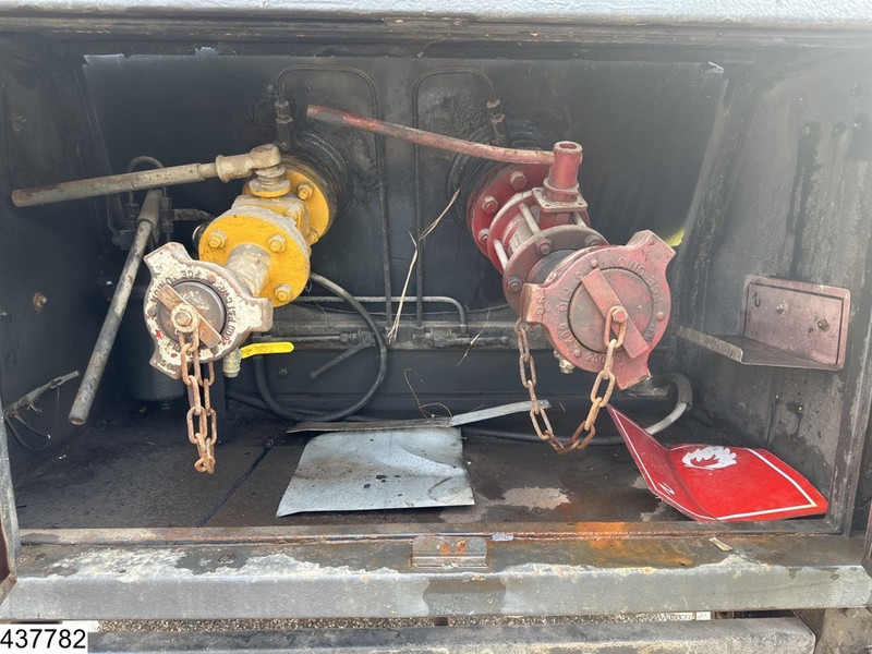 Lapesa gas 47771 Liter, LPG GPl Gas tank, Steel Suspension - Tank semi-trailer: picture 4 Lapesa gas 47771 Liter, LPG GPl Gas tank, Steel Suspension - Tank semi-trailer: picture 4