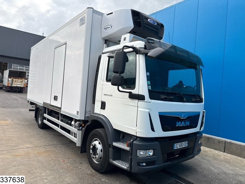 MAN TGM 15 250 EURO 6, Carrier, Meat hanging rails - Refrigerator truck: picture 3 MAN TGM 15 250 EURO 6, Carrier, Meat hanging rails - Refrigerator truck: picture 3