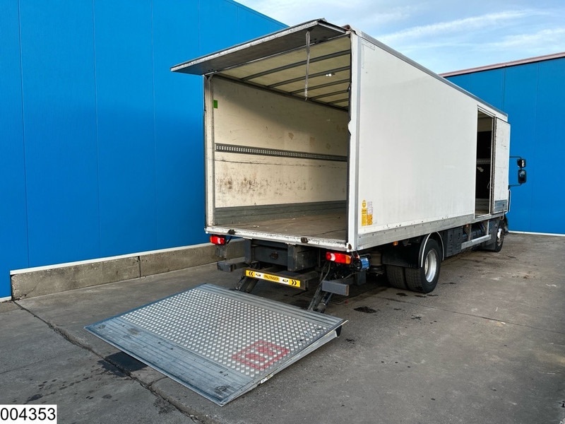 Renault D14 280 EURO 6, PALFINGER - Box truck: picture 4 Renault D14 280 EURO 6, PALFINGER - Box truck: picture 4