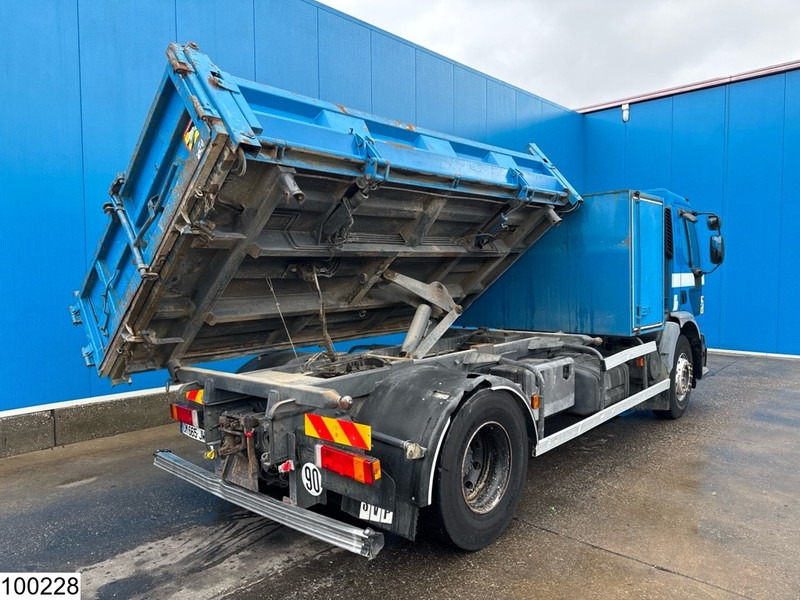 Renault Premium - Tipper: picture 2 Renault Premium - Tipper: picture 2