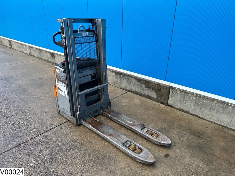 Still EXD18K 1800 kg, 2.10 m, Electric, 362 hours - Stacker: picture 3 Still EXD18K 1800 kg, 2.10 m, Electric, 362 hours - Stacker: picture 3